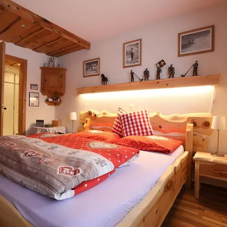 Stiffler-huus Frühstückspension Davos